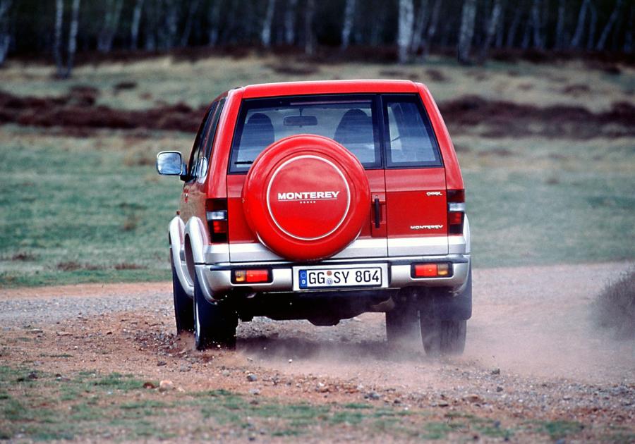  Opel Monterey DTI 16V RS 1998 года  (фото 19 из 24)